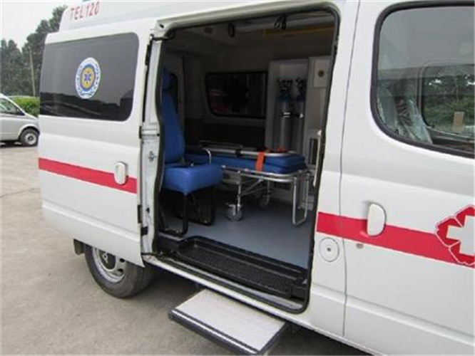 孟连救护车出租服务案例7